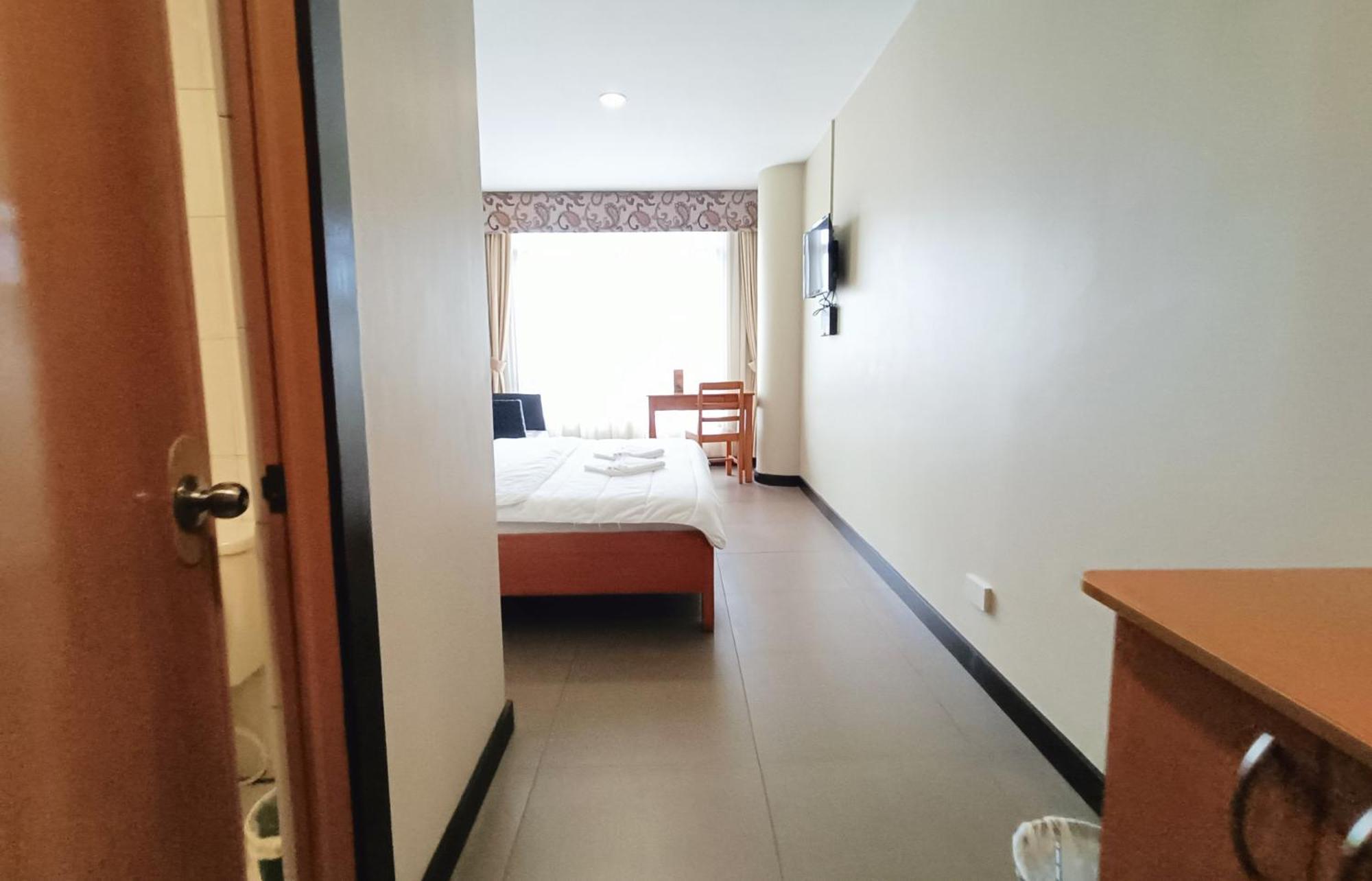 Fuente Oro Business Suites Cebu Powered By Cocotel Esterno foto